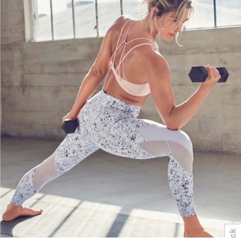 Athleta Sandstone Salutation 7/8 Legging